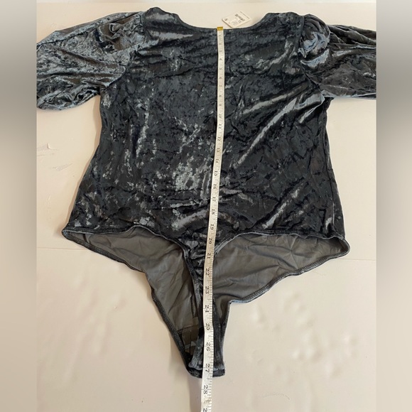 NWT Free People “ Don’t you Wish” crushed velvet bodysuit in Sunflower Size XL - Picture 10 of 10